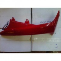 Cubre Pierna Yamaha Crypton Rojo Derecho Exterior Pastico